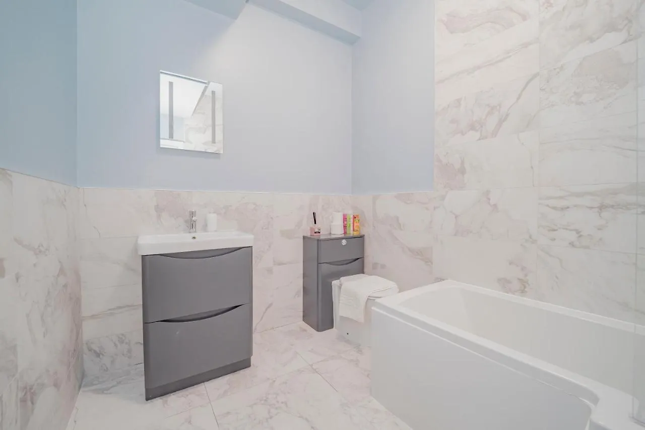 Brighton City Centre 2 Bedrooms Flat Bn144Cla01 0*,  영국
